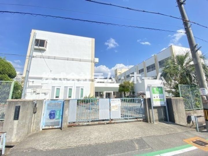 エスパース柏原の周辺