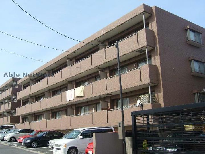 ベルステージ竹の山IIの外観