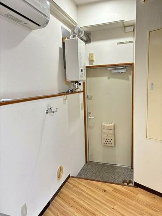 大倉グリーンマンションの玄関