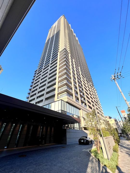 ブランズタワー梅田northの外観