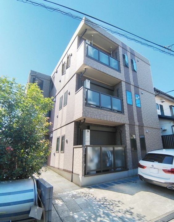 第9MIヴィラ代沢の外観