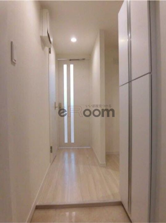 東京都文京区音羽1(マンション)の賃貸物件の玄関