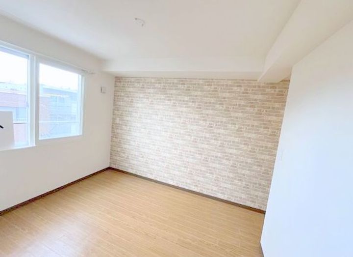 エアフォルク学園前の内装