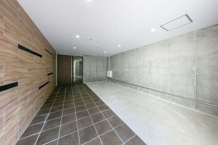 エアフォルク学園前の地図