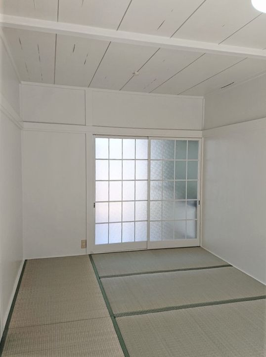 ハイツシャルムの居間