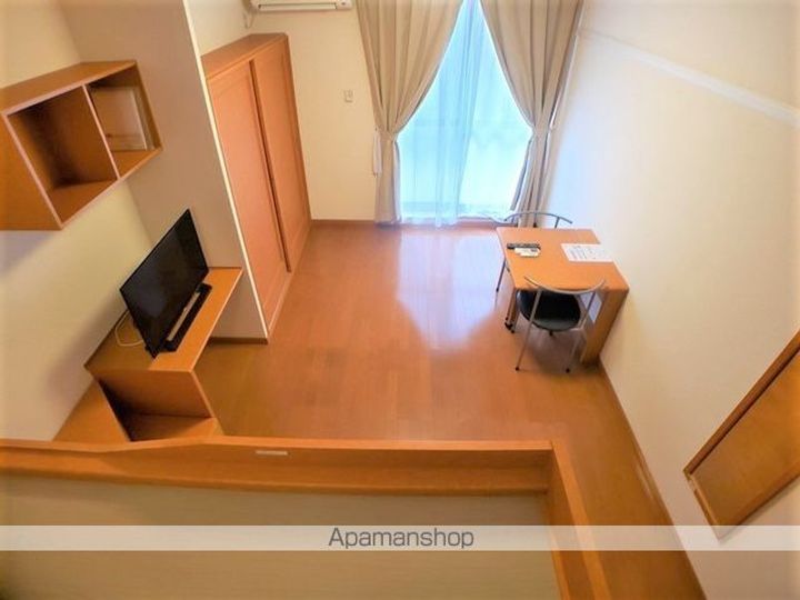 レオパレス船尾の居間