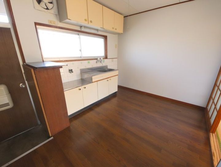 奈良県奈良市西大寺芝町2(アパート)の賃貸物件の居間