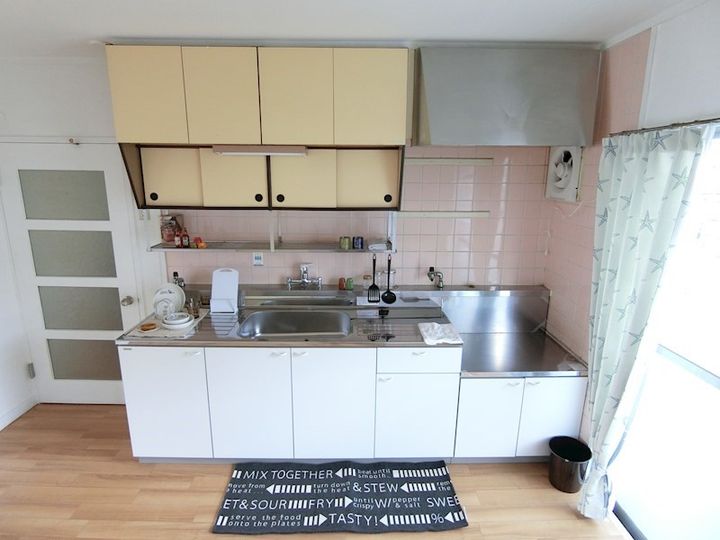 ヴィラナリー狭山 14号棟のキッチン