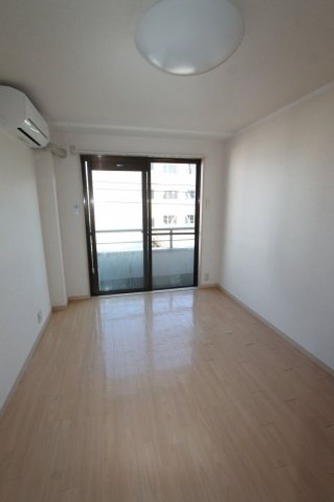 エクセルコート西本町の居間