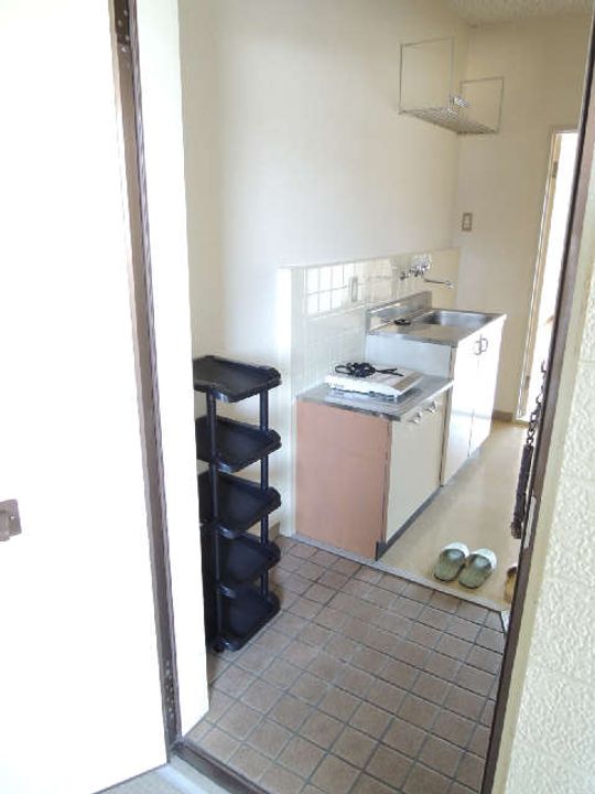 381コーポラスの玄関