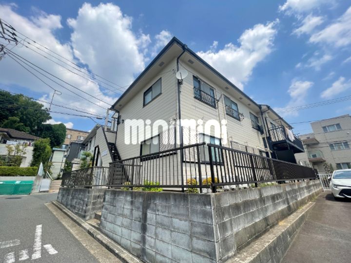 フレンドハイツの外観