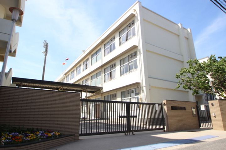 ノーブル 川内の周辺