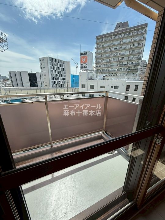 FULL HOUSE GAKUGEI DAIGAKUの内装