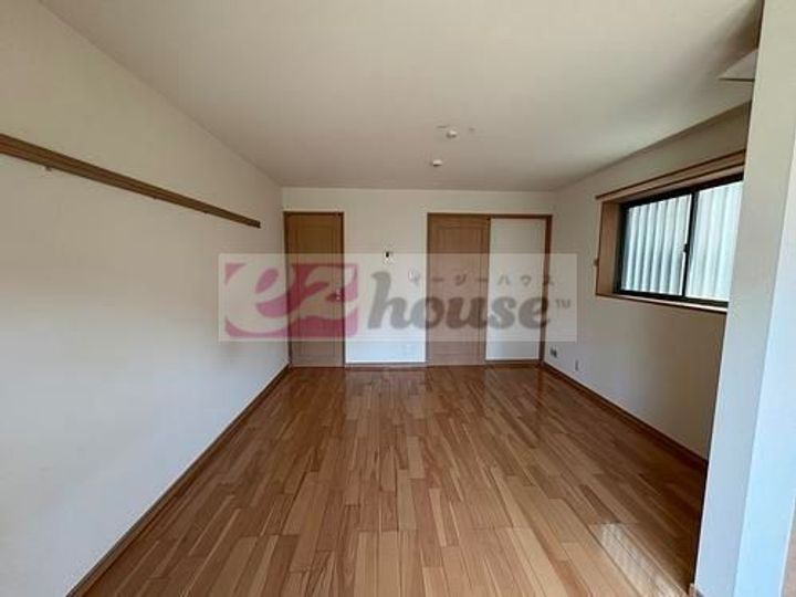 東京都杉並区下高井戸3(アパート)の賃貸物件の居間