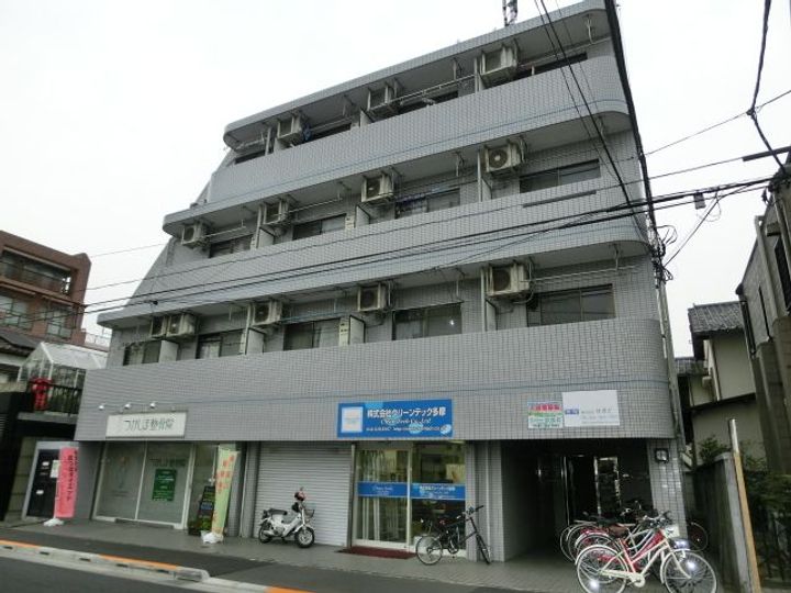 ラ・フォンテーヌの外観