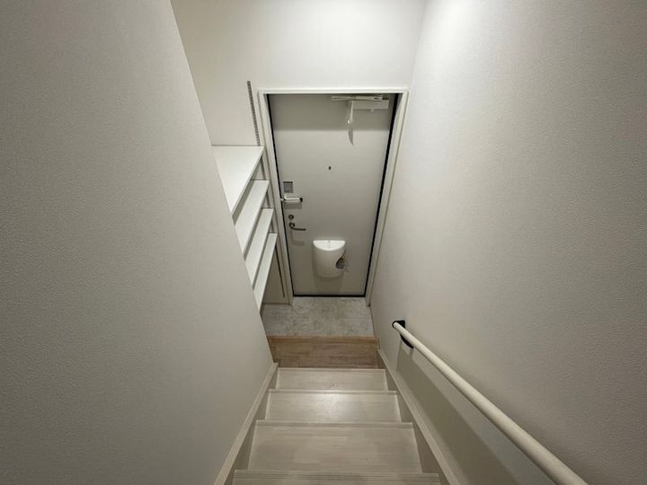 アメニティーハウスの玄関