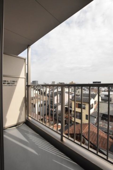 ナニワ5番館の内装