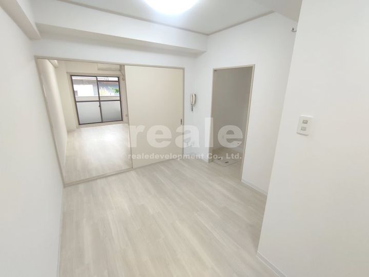 東京都武蔵野市吉祥寺本町4(マンション)の賃貸物件の居間