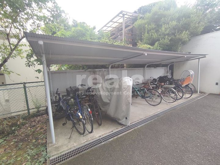 東京都武蔵野市吉祥寺本町4(マンション)の賃貸物件の地図