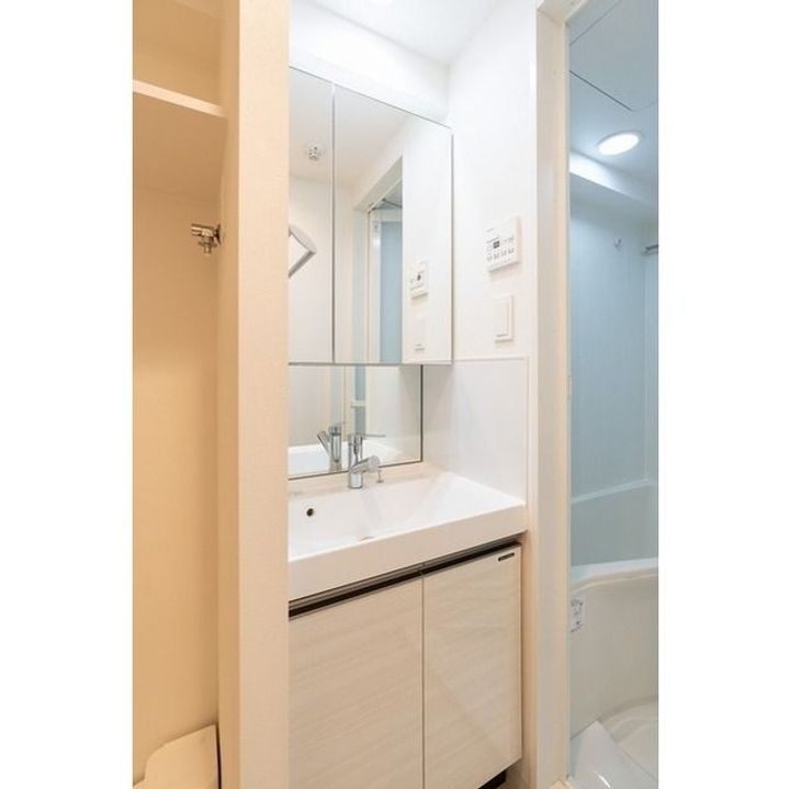 コンフォリア・リヴ新中野SOUTHの内装