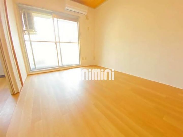 西小岩コーポの居間