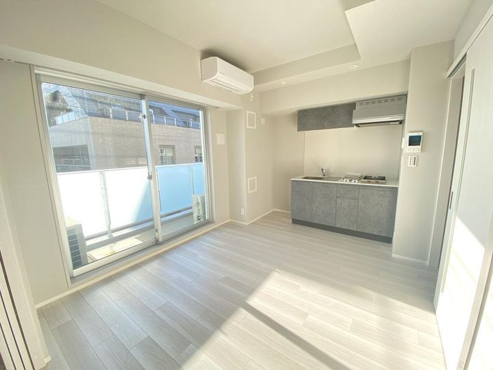 Garbo HAMADAYAMAの居間