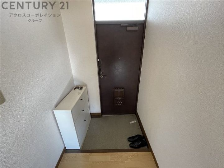 ミューズハイツの玄関