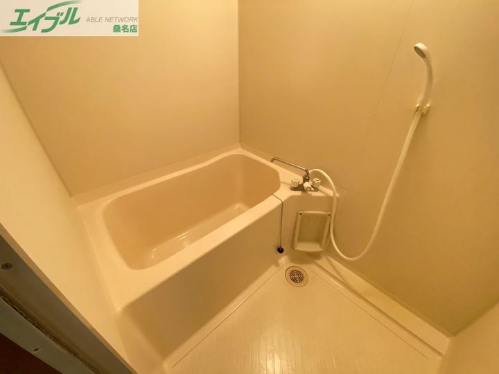 リゾン学南の風呂