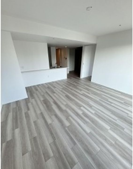 シェリアタワー大阪堀江の外観