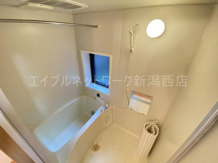 ハイエストヒル寺尾の風呂
