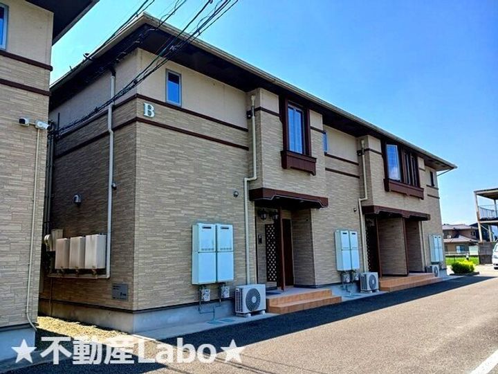 徳島県美馬市穴吹町三島字舞中島(アパート)の賃貸物件の外観