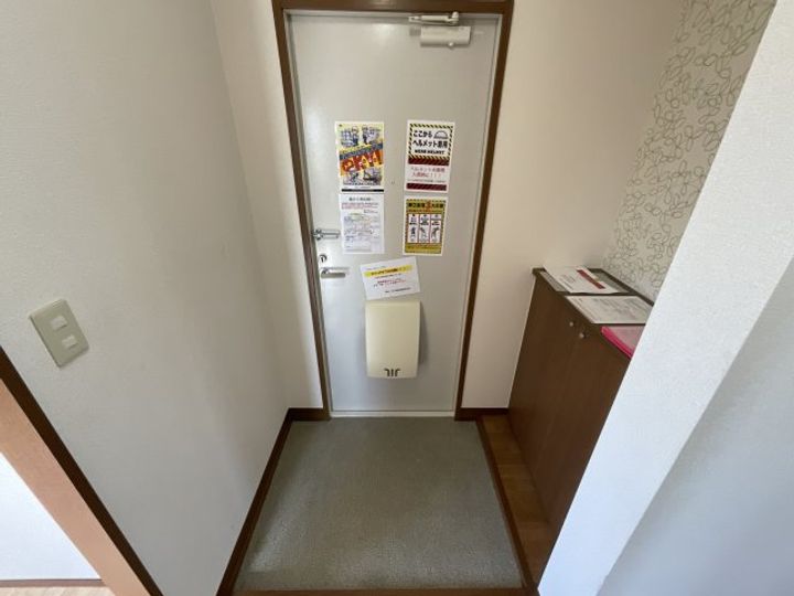 ハイツ吉尾Iの玄関