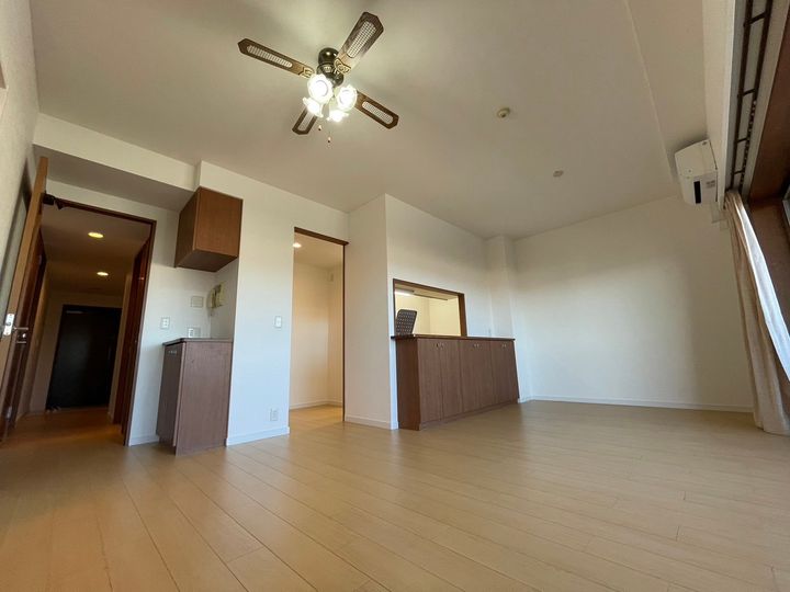 ポレスター佐久平の居間