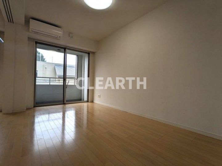 ガーデン板橋氷川町の居間