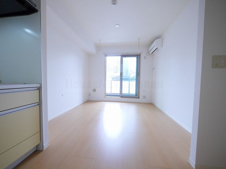 ヴィラ湘南の居間