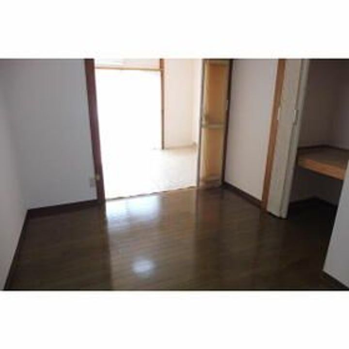 太陽マンション105棟の内装