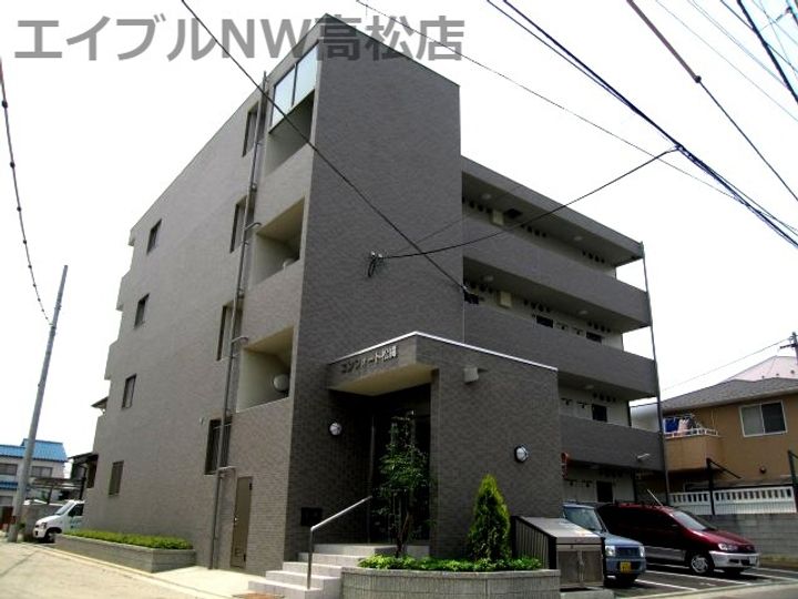 コンフォート松縄の外観