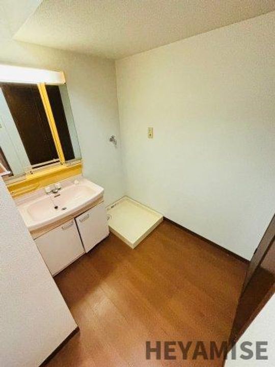 ブランディール鮫島の内装