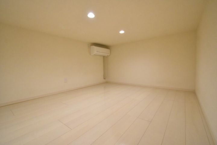 YURI-NA鹿屋の内装