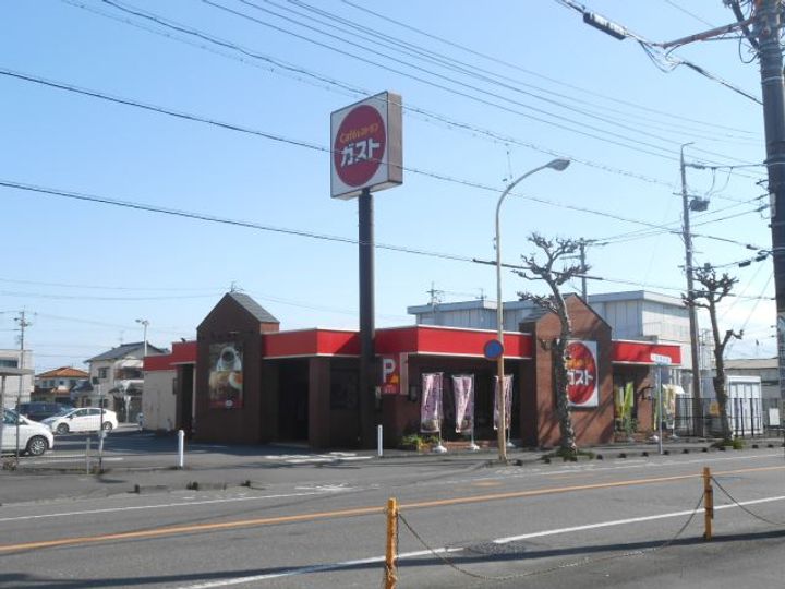グランシャリオの周辺