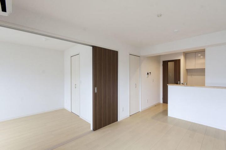 Luce 国立 Nordの居間