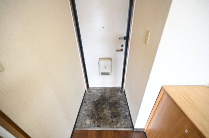 メゾンジョワの玄関