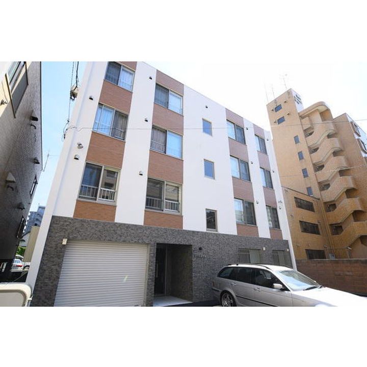 オール裏参道の外観