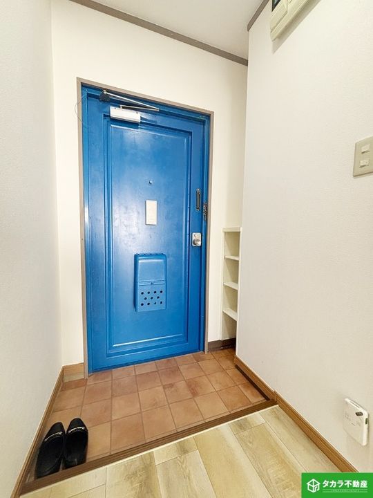 フレミールIIの玄関