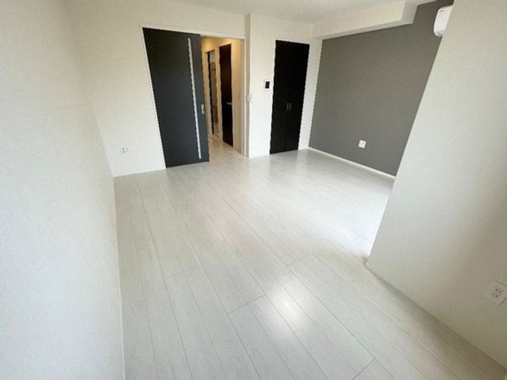 プラッツ・ユーたかまつの内装