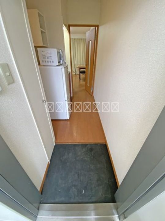 トゥモローの玄関