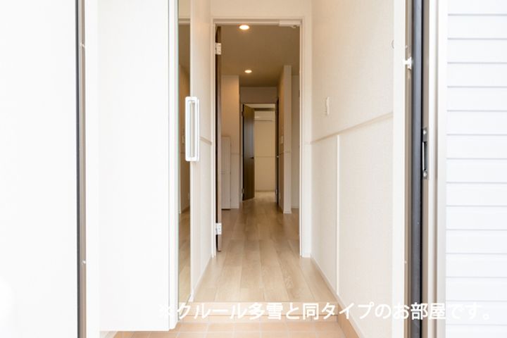 グローリィヒルズの玄関