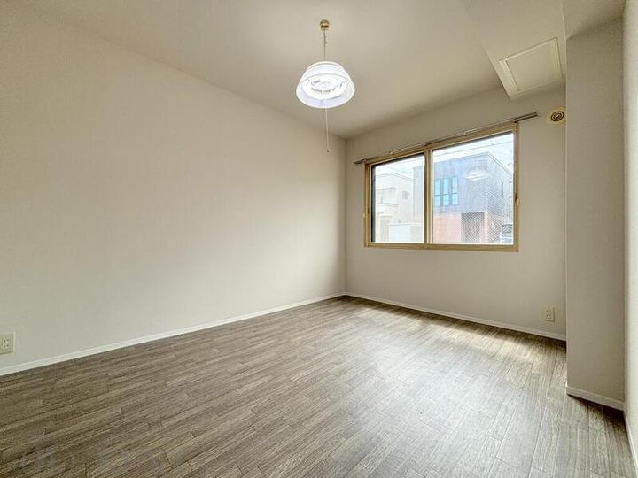 ドエル西町の内装