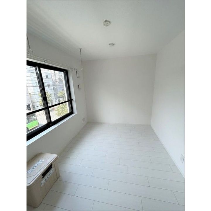 SOLASIA residence南大塚の居間