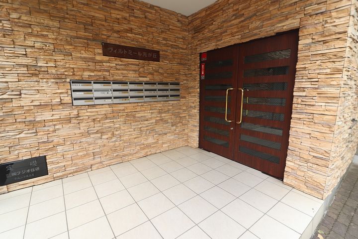 東京都練馬区田柄5(マンション)の賃貸物件の玄関